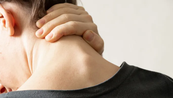 Patient testimonials on Arlington Physical Therapy's site featuring effective dry needling and cupping treatments.